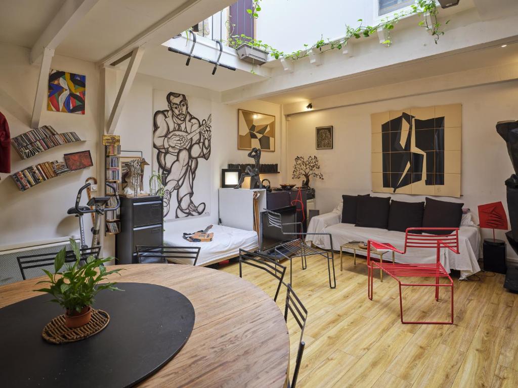 Atelier d'artiste en plein Paris - 2