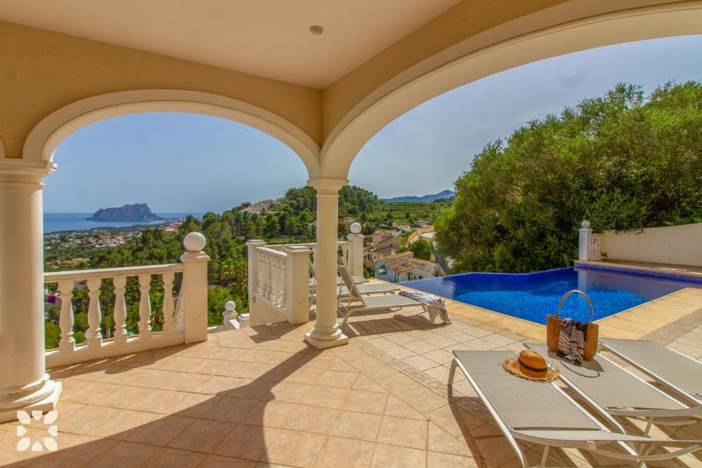 Villa Treveris by Abahana Villas - 3