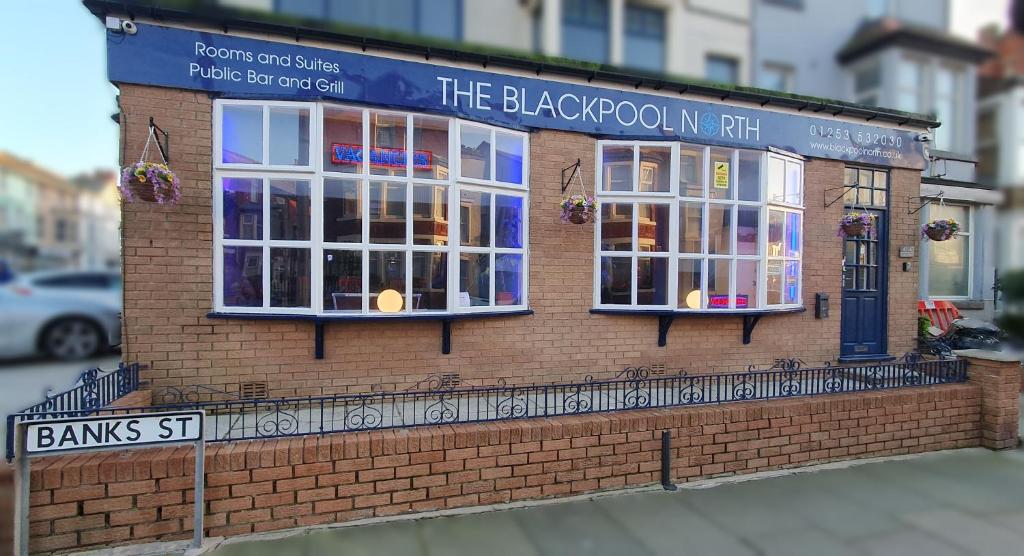 Blackpool North Close to Station - With Free Car Parking, Blackpool