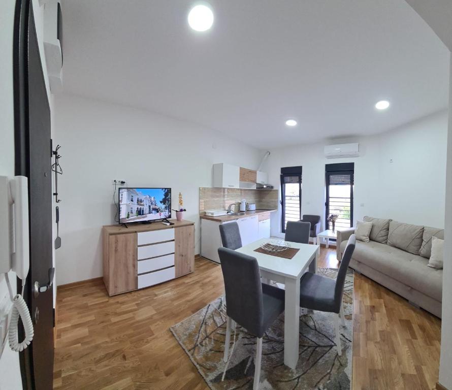 Apartmani Central 11 & Free parking - 4