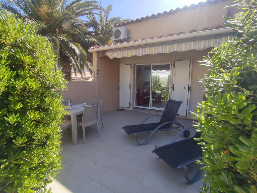 Villa 21, Cap Sauvage au village naturiste - 1