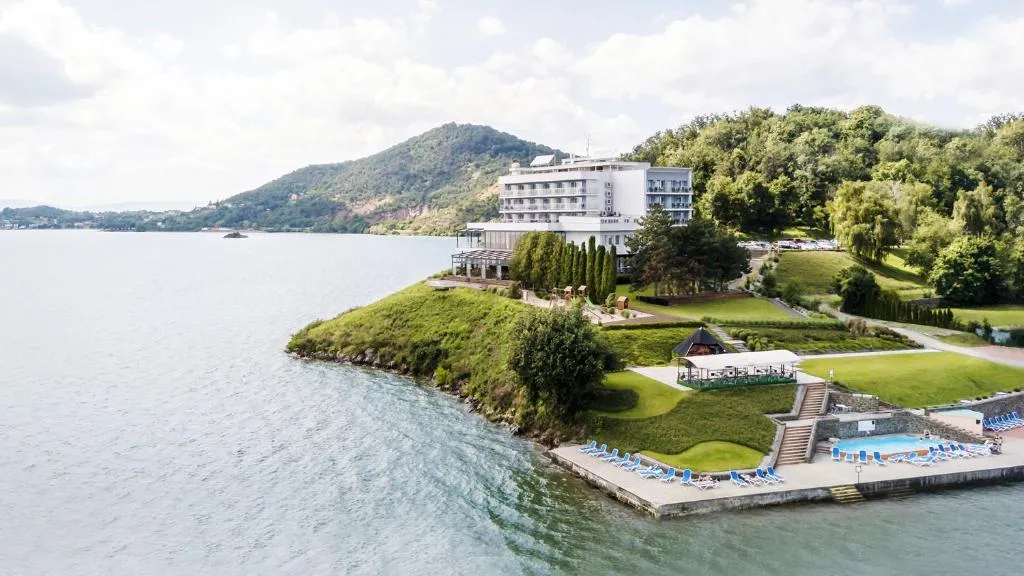 Hotel Eurobus, hotel v destinaci Kaluža