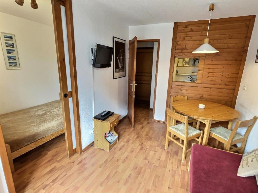 Appartement ski aux pieds Val d'Isère, pour 4, balcon, animaux acceptés - FR-1-411-153 - 2