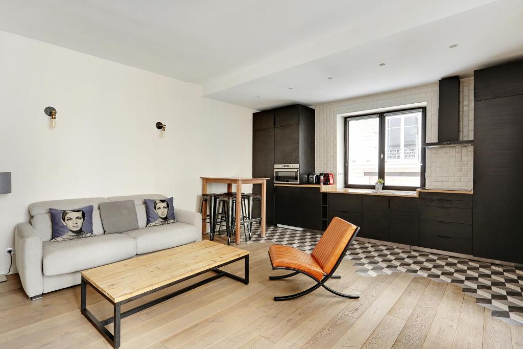 Pick A Flat's Apartment in Le Marais - Rue Sainte Croix de la Bretonnerie - 2