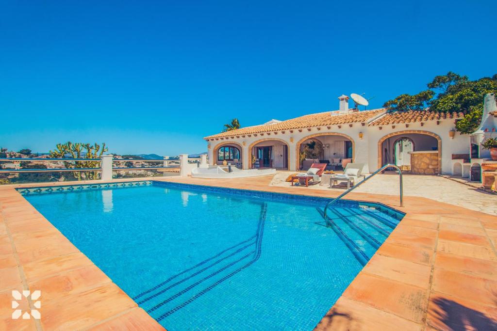 Villa Scarlett by Abahana Villas - 3