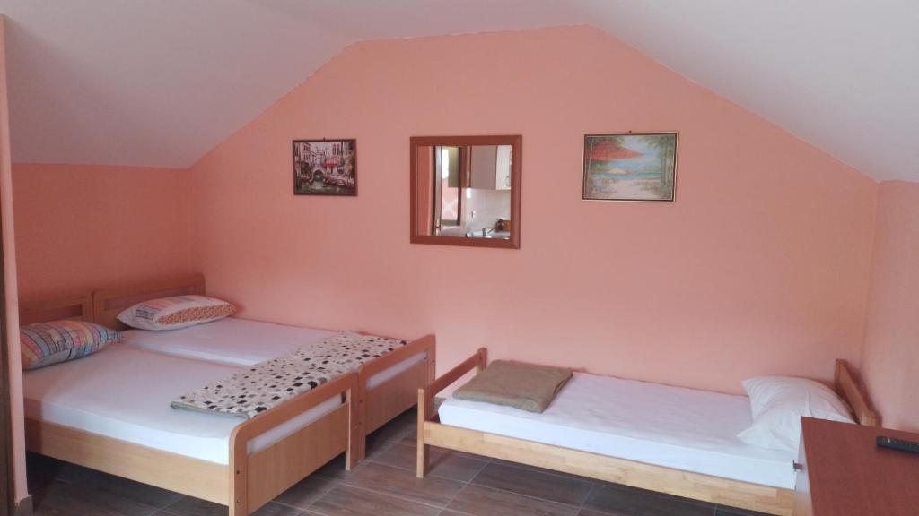 Red apartman 4 - 5