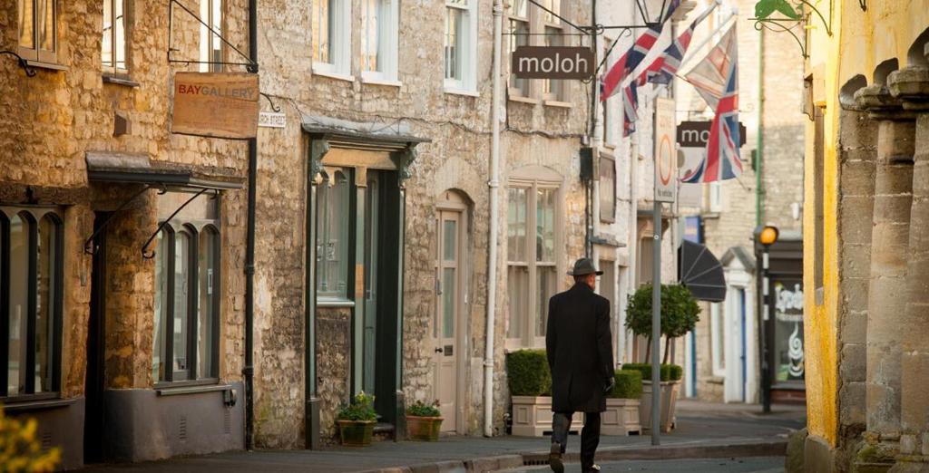 Market Place Cottage, Tetbury, Cotswolds Grade II Central location, Tetbury