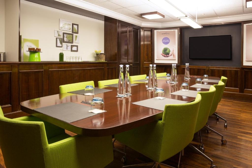 Tárgyalóterem/bálterem