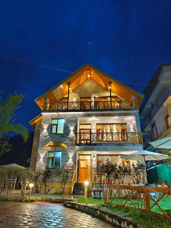 Himalayan Ecstacy, Manāli