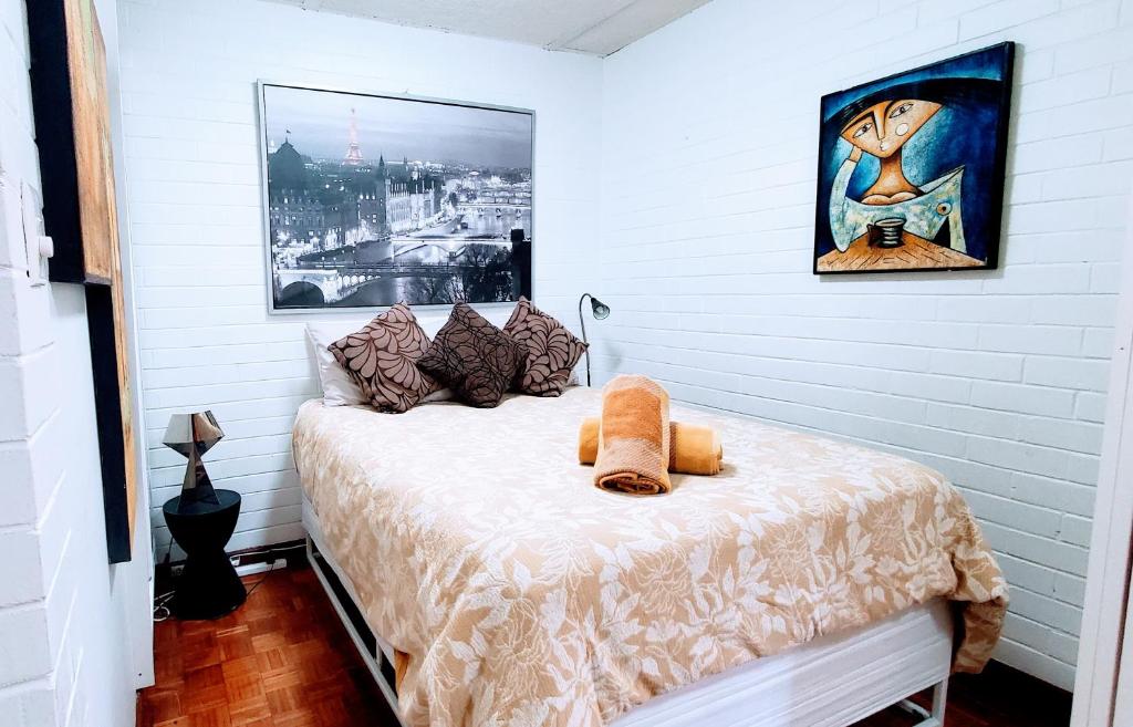 Quaint & Tranquil Subiaco 1 Bedroom Apartment, Perth