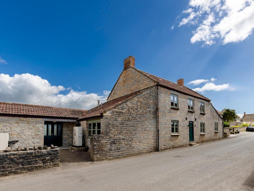 5 Bedroom Cottage - Somerset Pass the Keys, Shapwick