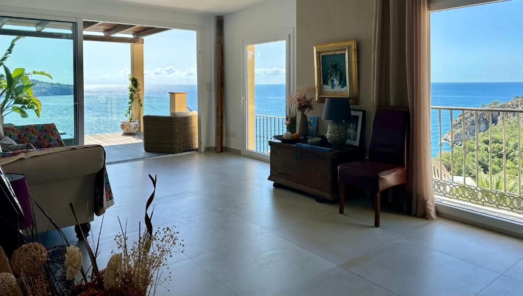 Beautiful House with splendid sea views, Calaiza Beach - 5