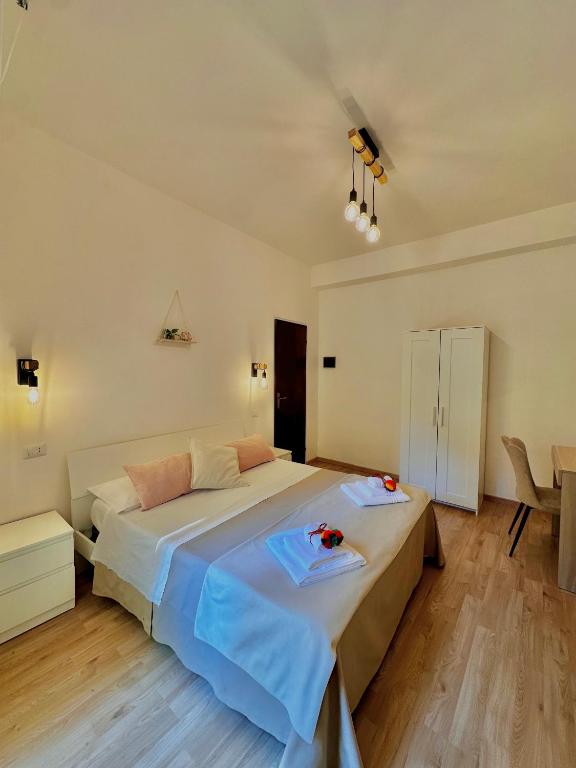 Sunflower apartment, Taormina