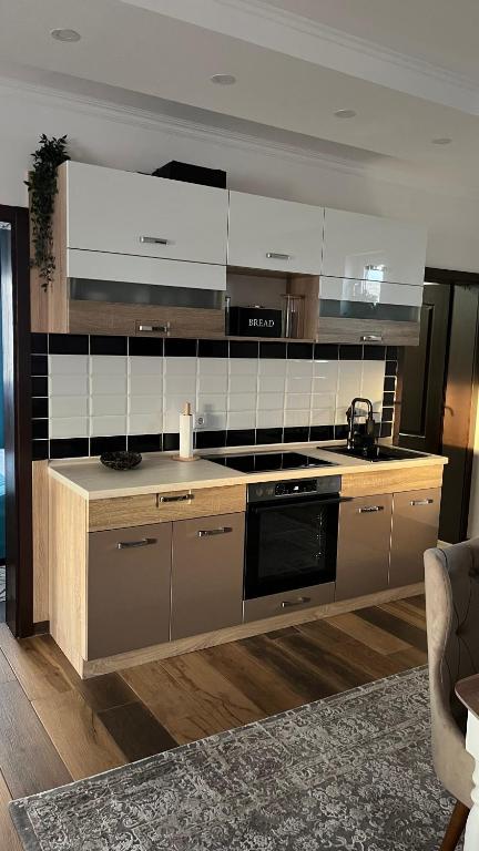 Airport SKY apartments LUX - 4