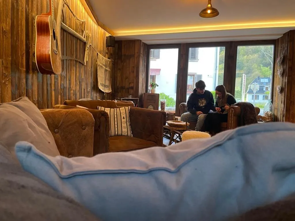 Hôtel Restaurant Valneige, hotel in Mittlach