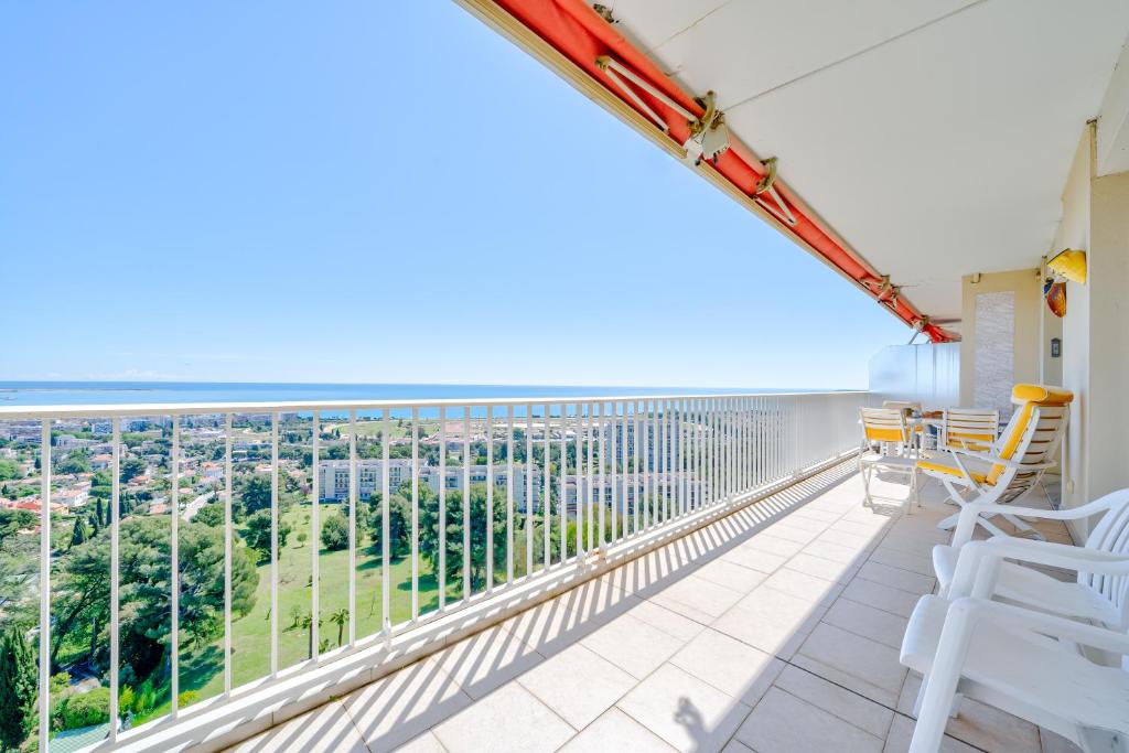 Spacieux appartement vue mer et montagne - 1