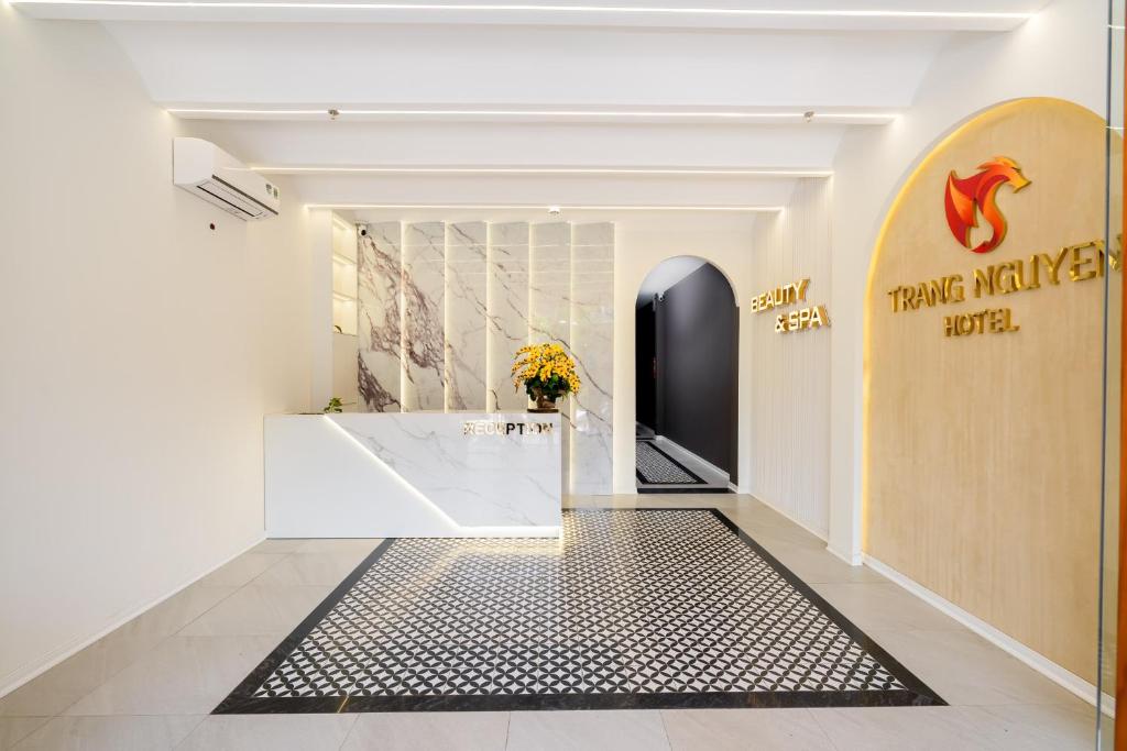 TRANG NGUYEN HUE HOTEL