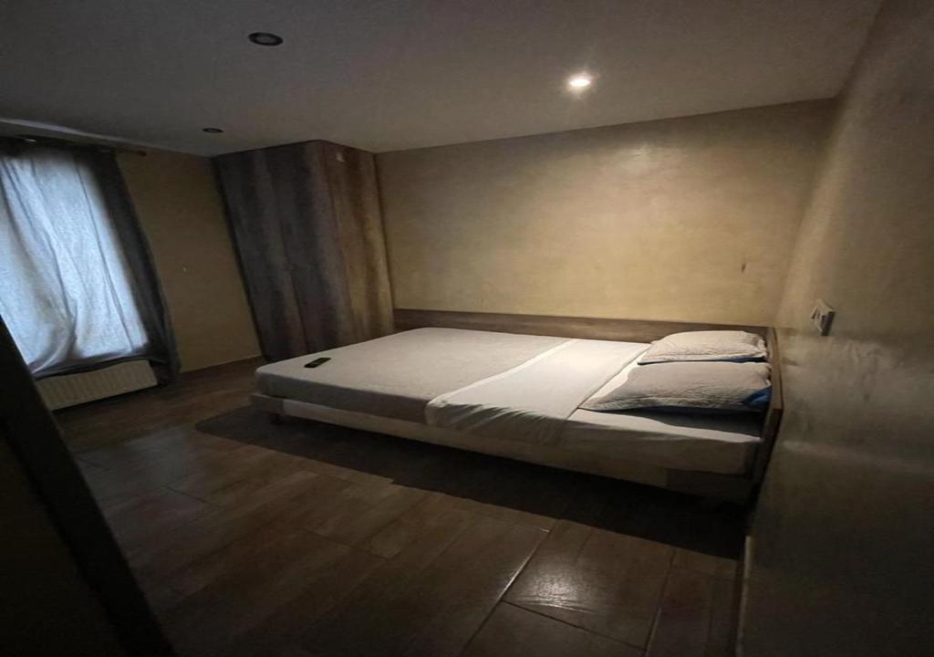 LPL Paris Hotel - 3