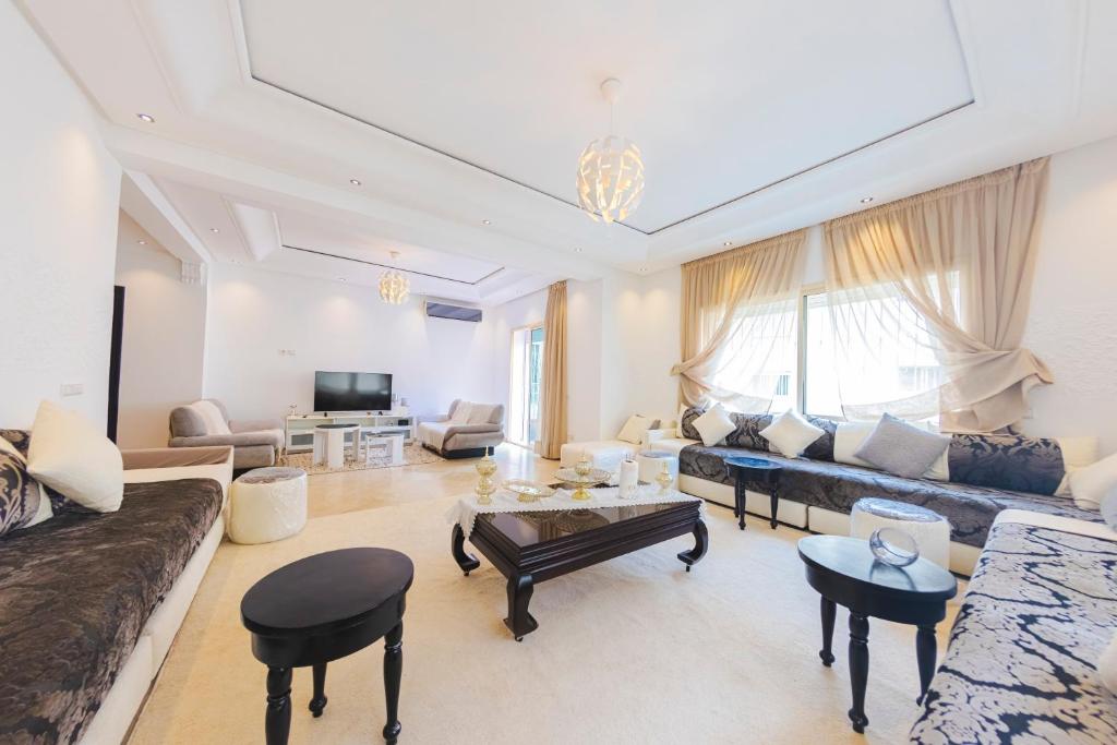 Elegant Appartement in the heart of Casablanca Kids friendly, Casablanca