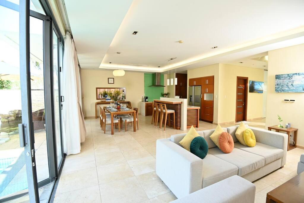 OV 4 Bedrooms Villas with Private Pool