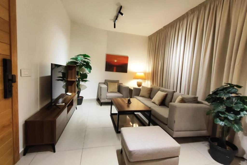 Spacious Nest 1-BR Apt in Ashrafieh, Beirut