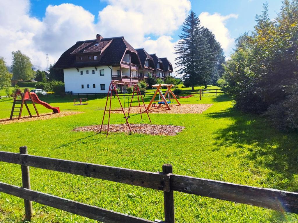 Alpenblick Apartment - 5