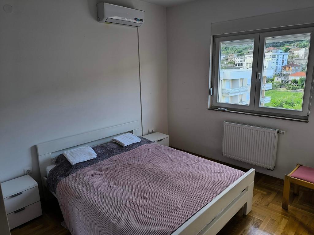 Luc 75 kvadrata stan sa dve spavce sobe, Trebinje