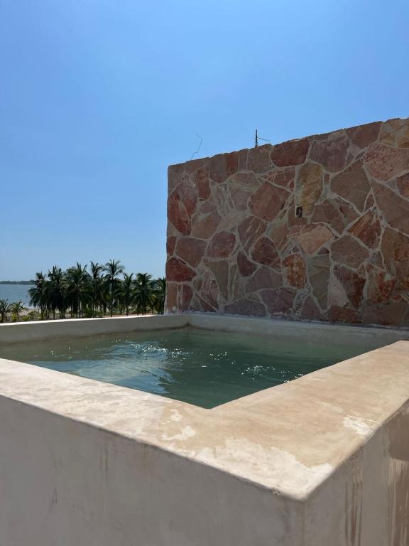 スイミングプール