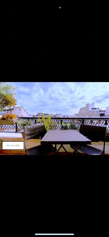 Appart Terrasse Vue Tour Eiffel - 3