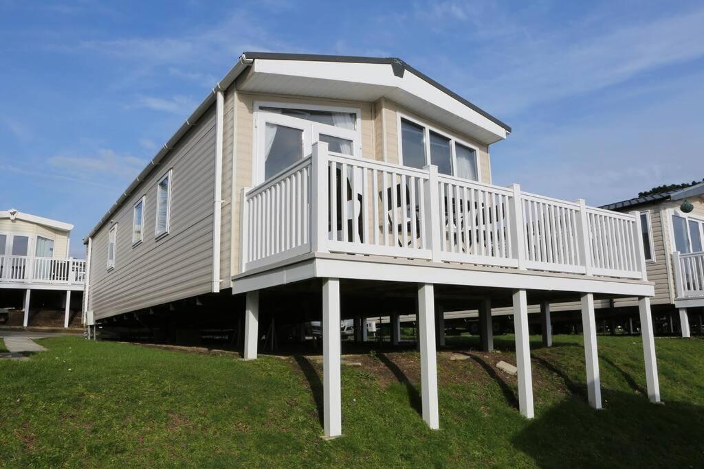 Holiday home with Panoramic Sea Views, Lytchett Minster