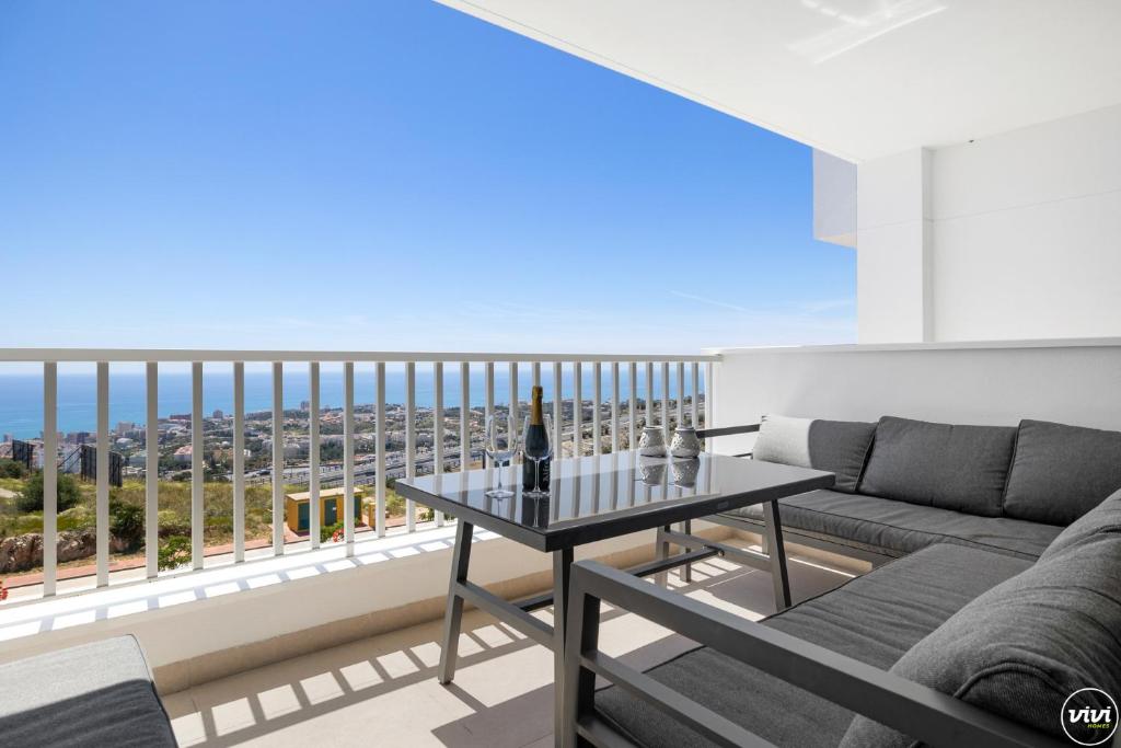 ViVi Homes - Santangelo Pool, Terrace & Sea View - 5