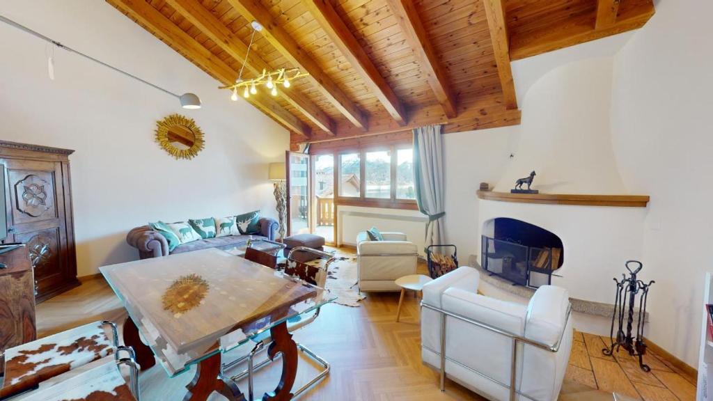 Ludains 18, Svatý Mořic