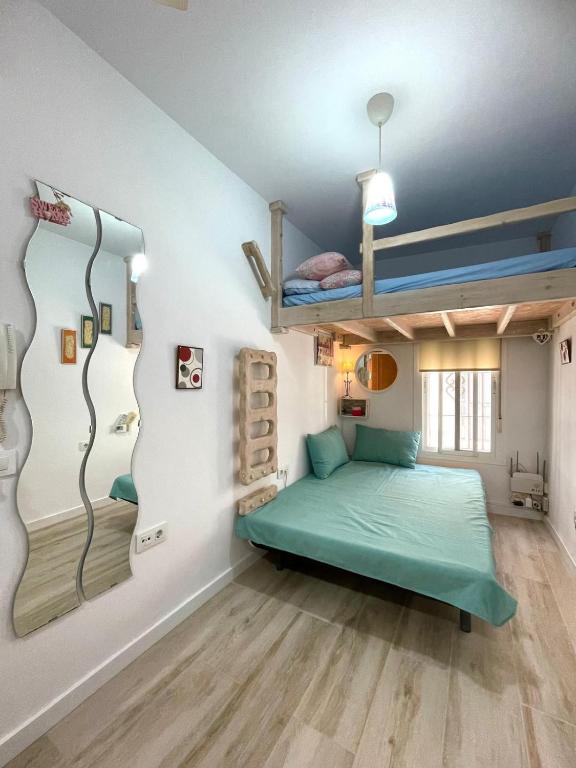 PRECIOSO Y PEQUEÑO LOFT CENTRO DE CONIL - 3