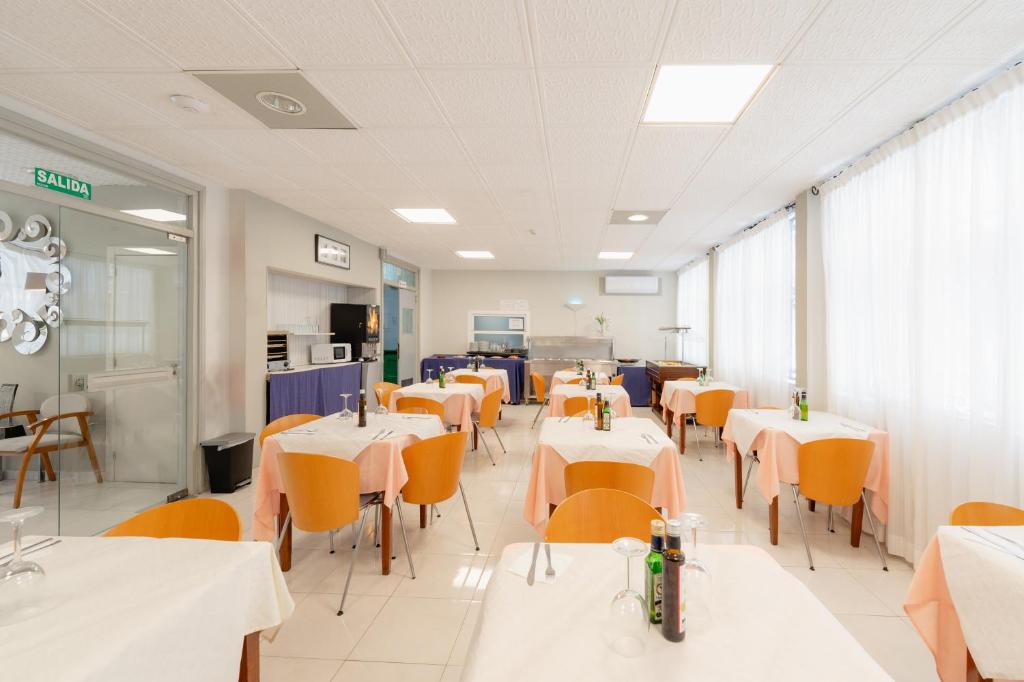 Hotel Santa Faz TRG — Restaurant & bars in Benidorm, Valencian Community