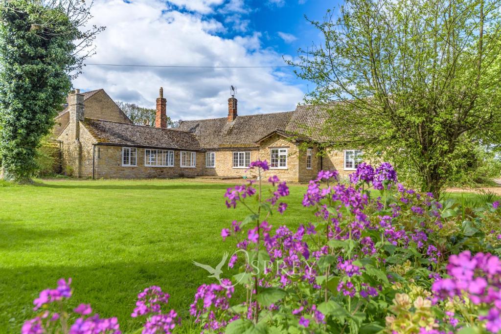 Ardsheal, Fotheringhay