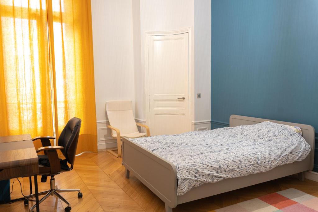 Spacieux appartement de luxe (280 m2) dans un quartier prestigieux de Paris (XVI) - 4
