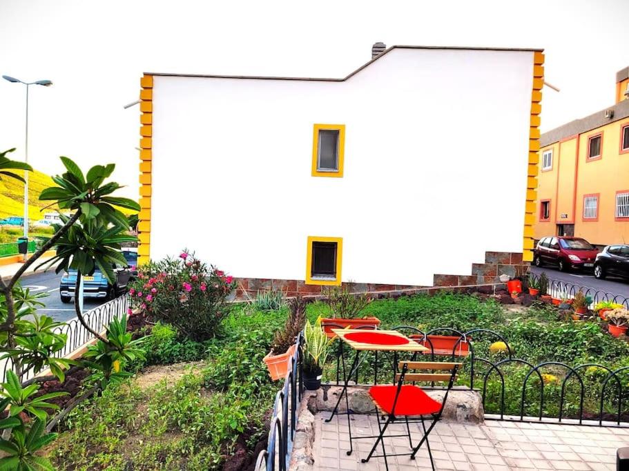 ChrisOasis, Arguineguín