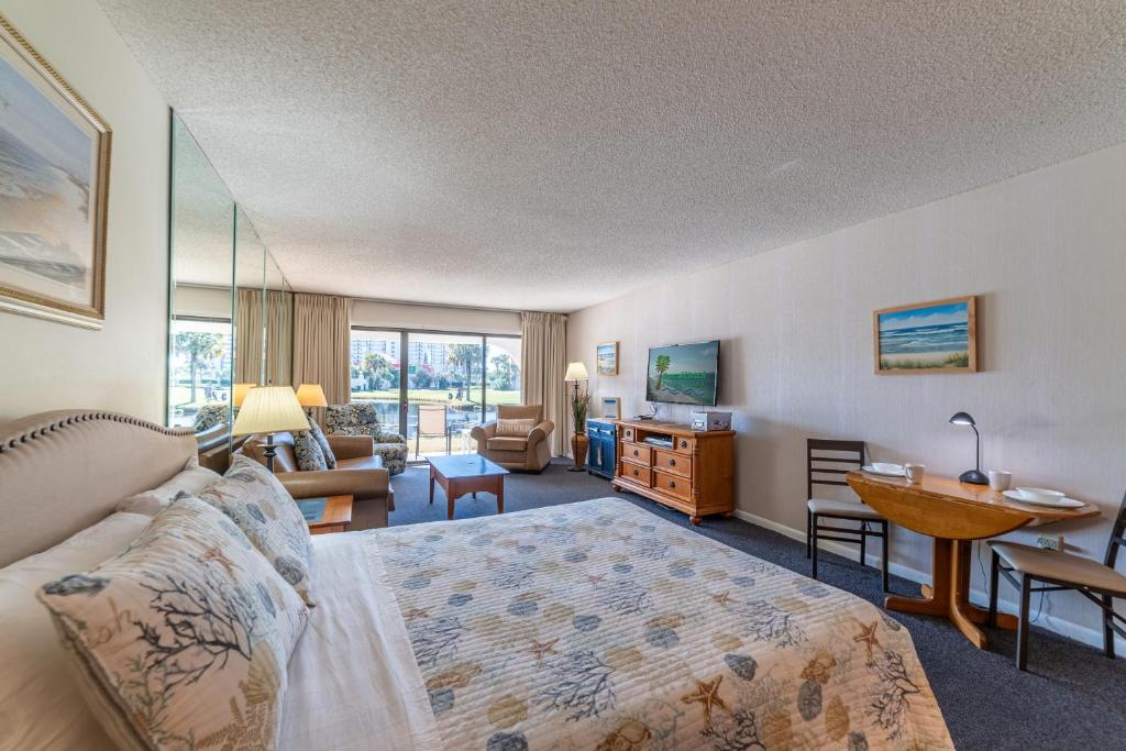 Edgewater Villa 0106 'Seabird', Panama City Beach