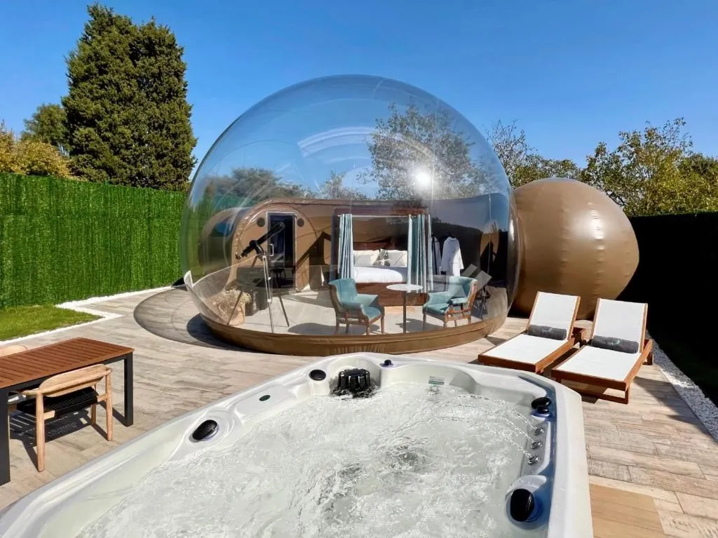 Sierra Salvada Bubbles, hotel in Salmantón