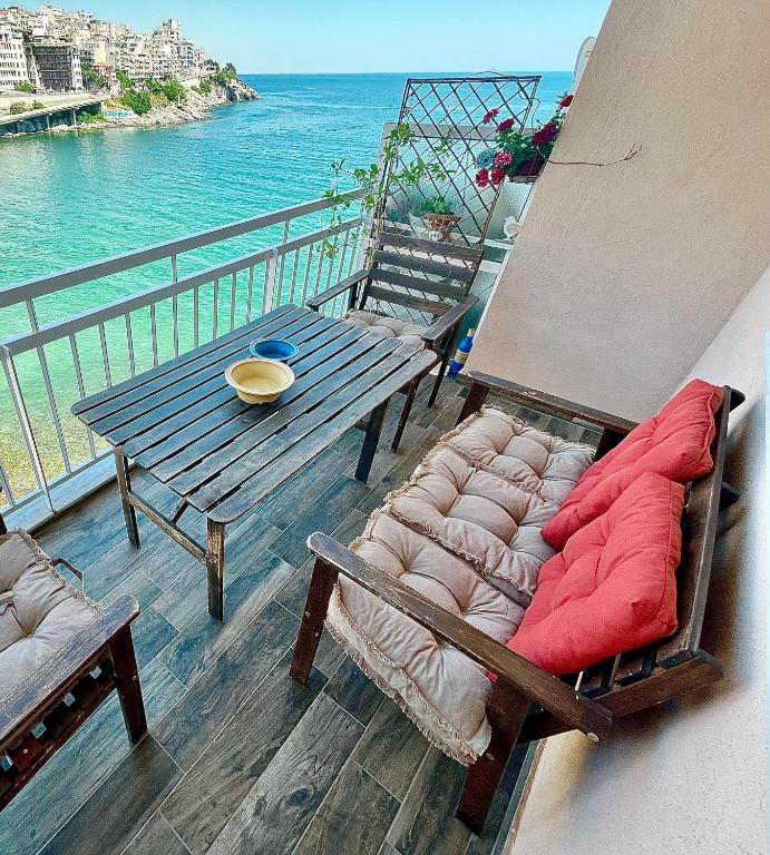 VivereFelix - Mare Liberum, Kavala