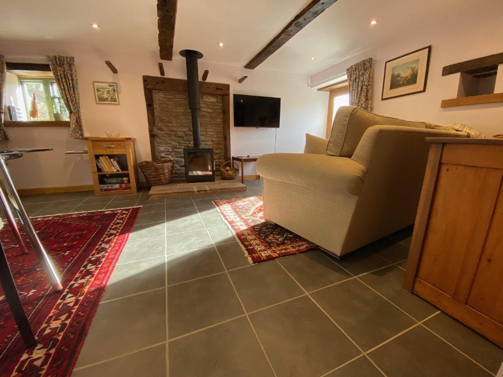 Oaklands Cottage, Monmouth photo 2