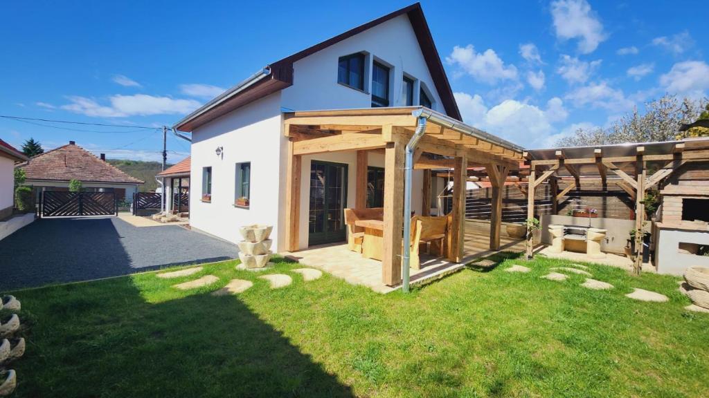 Vályog Vendégház, Balatonendréd