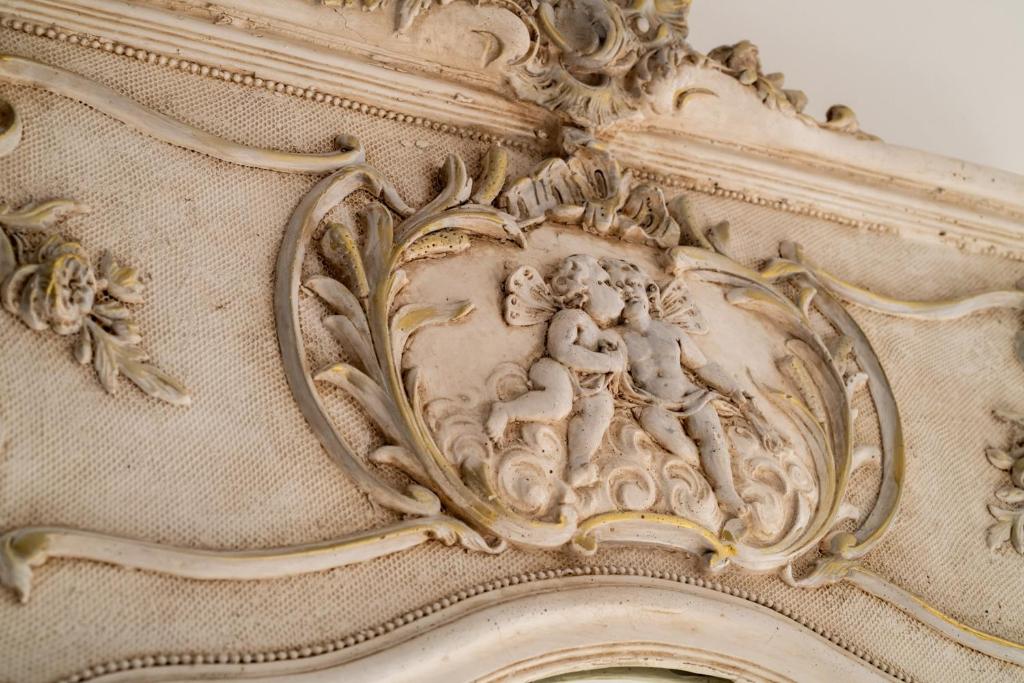 Bien d'exception en face du Palais des Papes - 2