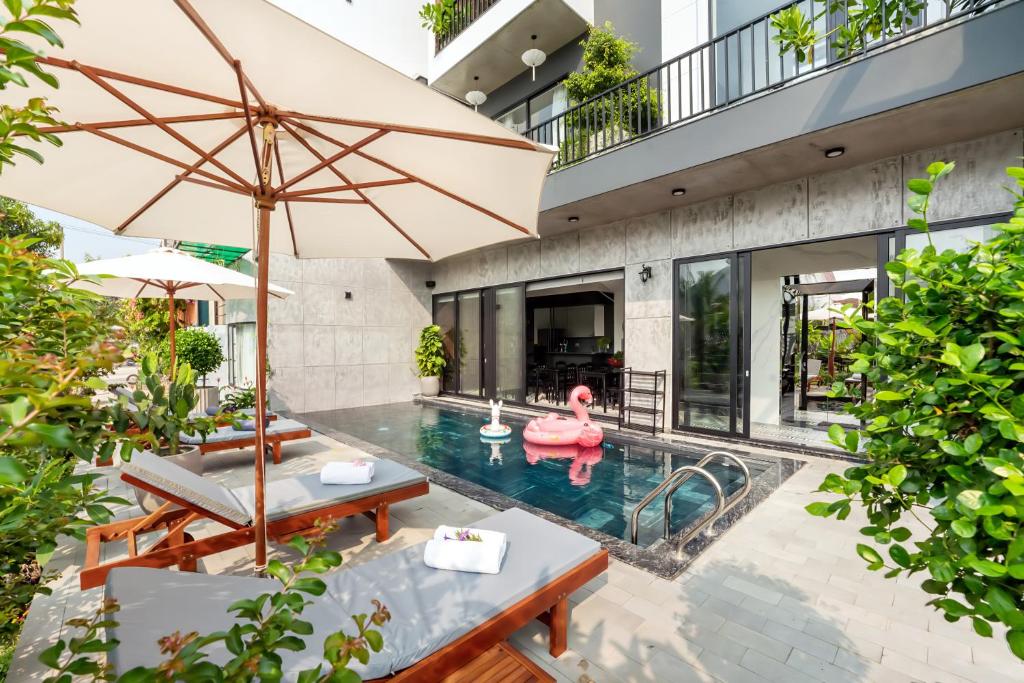Duong Villa Hoi An - Entire Villa - Pool side - Private garden
