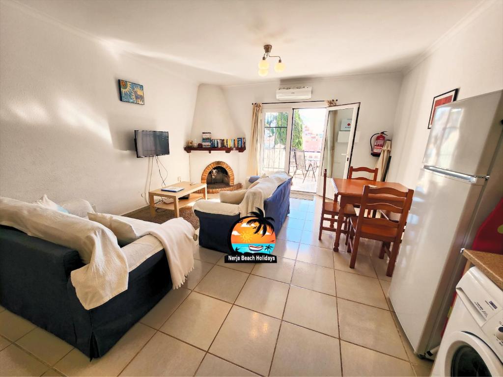 Modern 2 Bedroom Apartment near Burriana Beach - 5