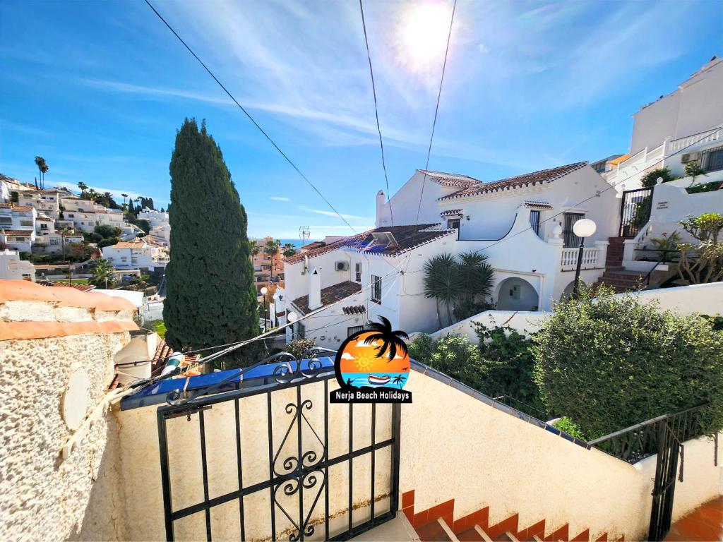 Modern 2 Bedroom Apartment near Burriana Beach - 2