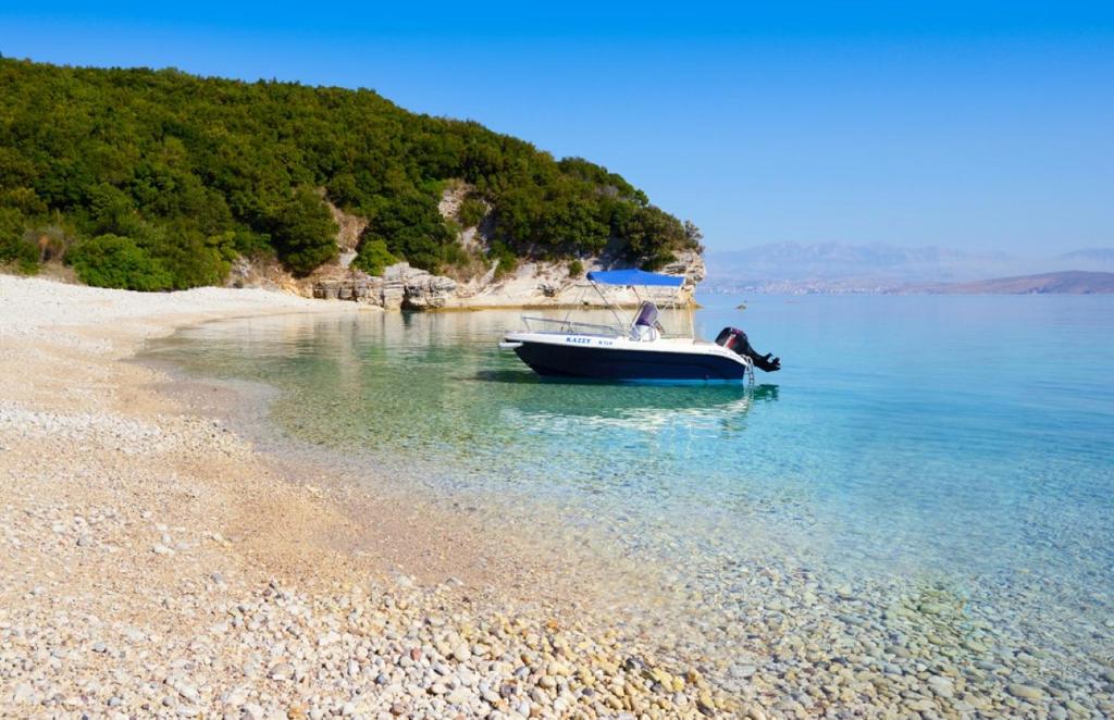Bella Mare Hotel — Beach in Kassopei, Ionian Islands