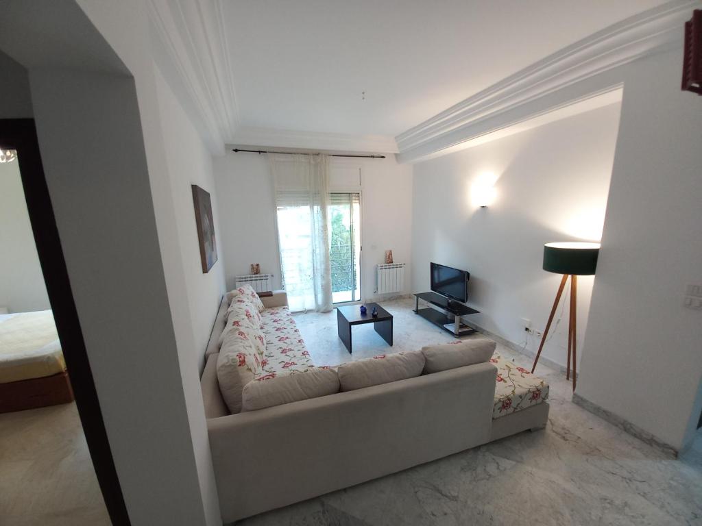 Life in Lac 2, El Aouina