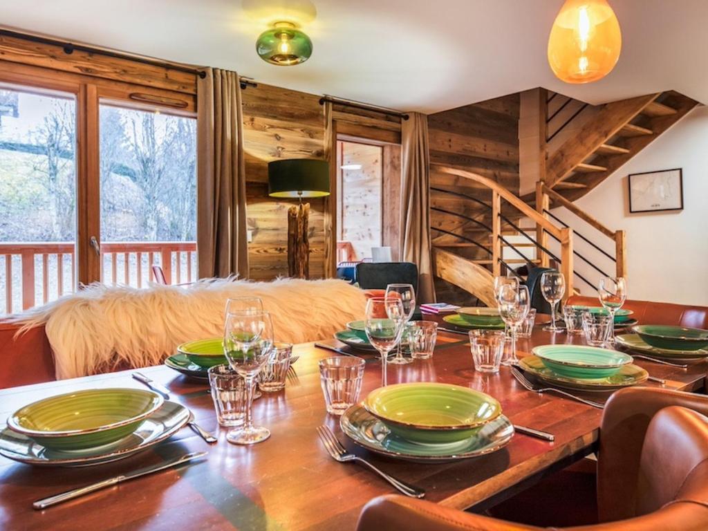 Spacieux Appartement 4 Chambres avec Wi-Fi et Garage aux Gets - FR-1-671-252 - 1