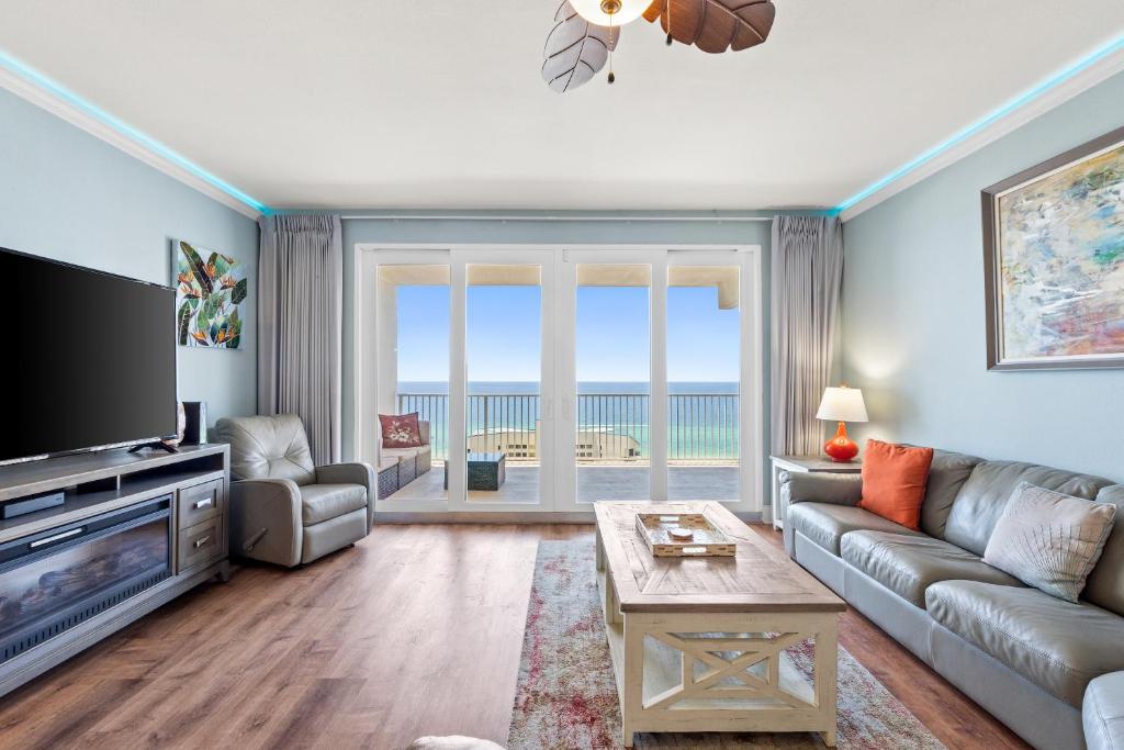 Laketown Wharf Resort by Panhandle Getaways